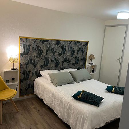 Le Cosy Du Marche Notre-Dame Apartment Поатие Екстериор снимка