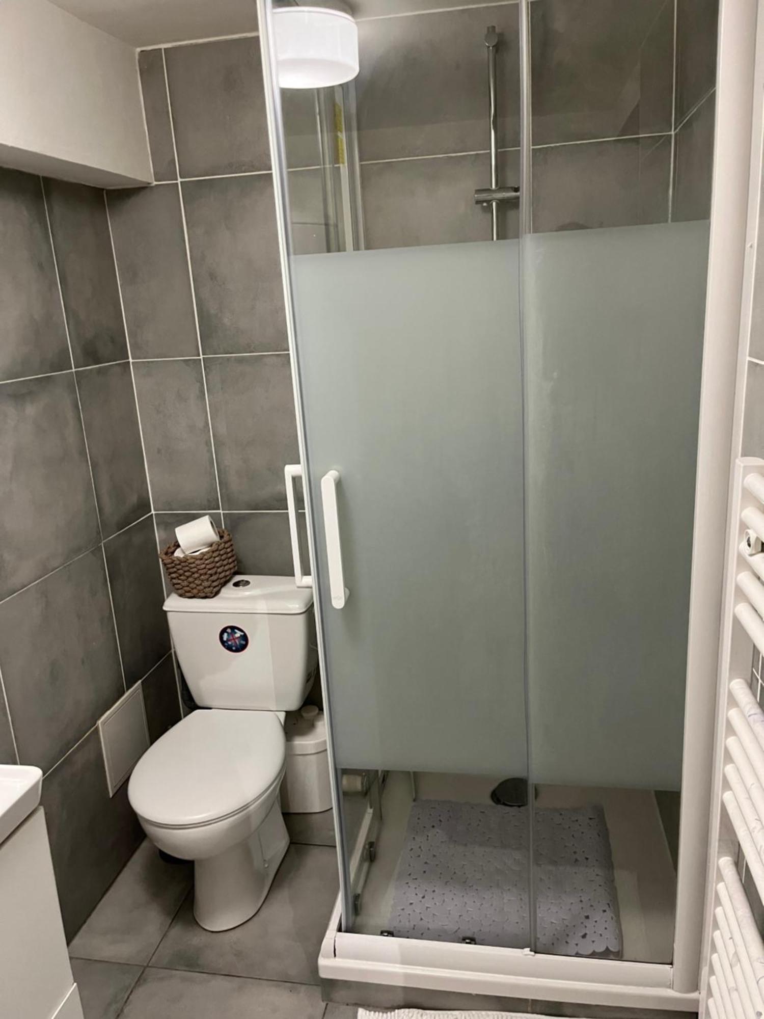 Le Cosy Du Marche Notre-Dame Apartment Поатие Екстериор снимка